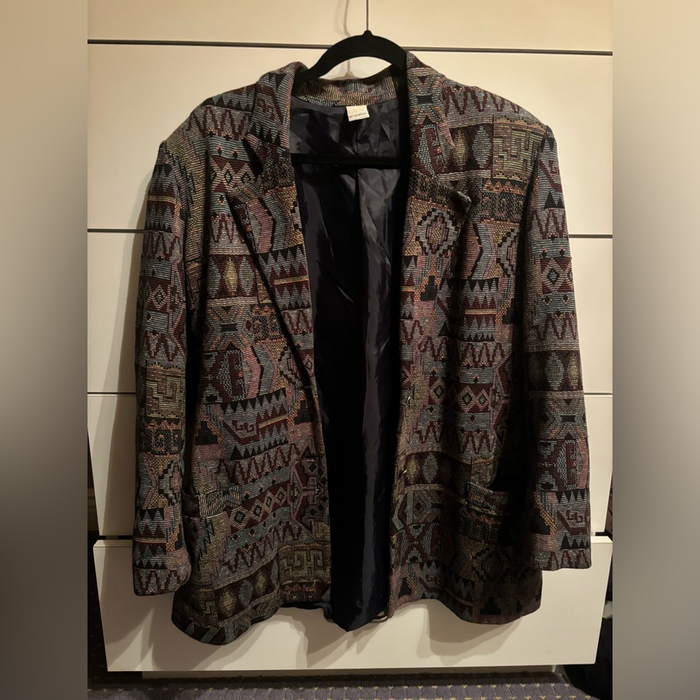 Patterned Women's Jacket - Picture 4 of 5